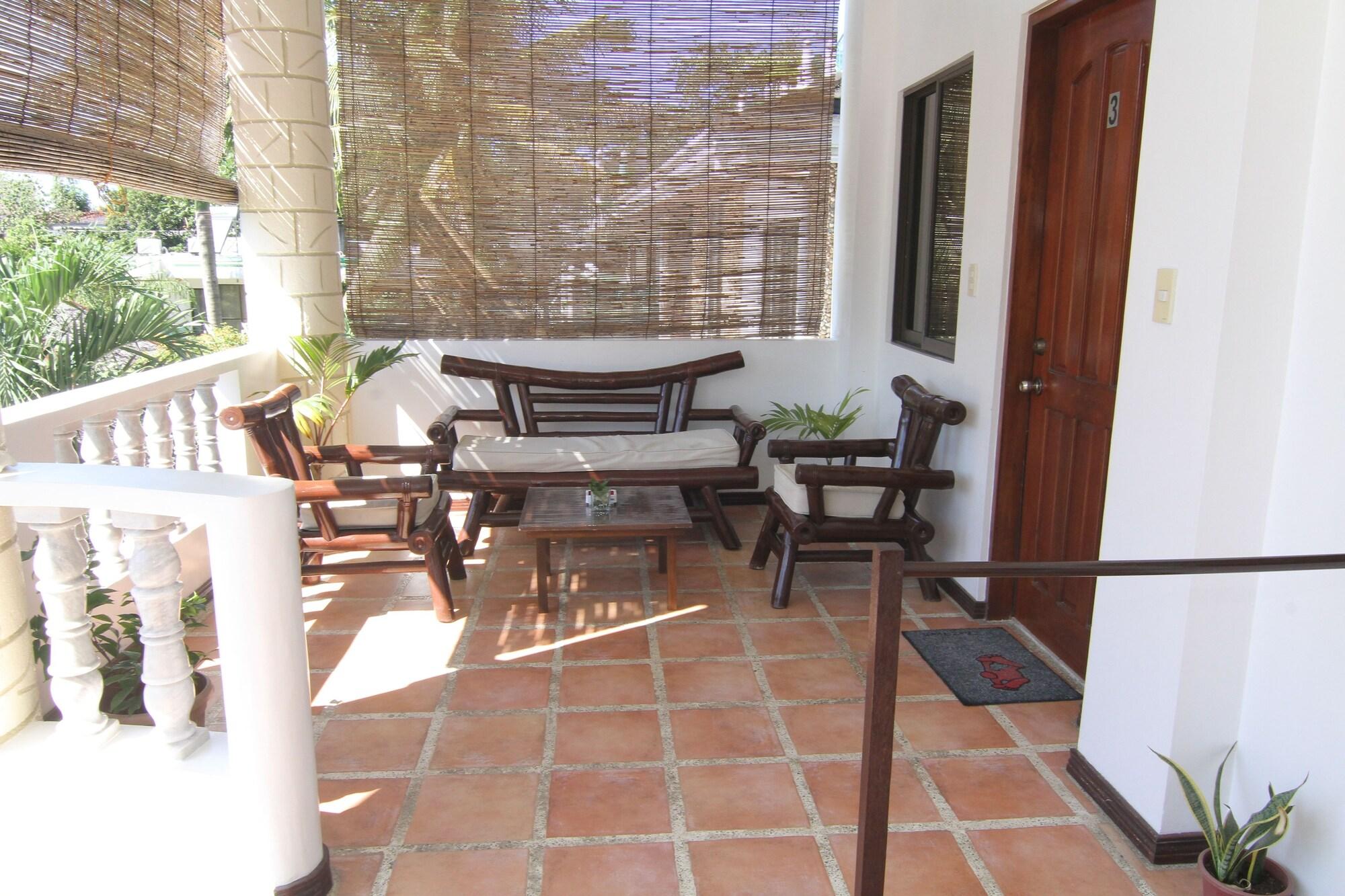 Manoc-Manoc Greenyard Inn מראה חיצוני תמונה