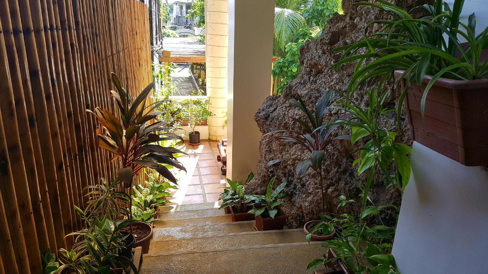 Manoc-Manoc Greenyard Inn חדר תמונה