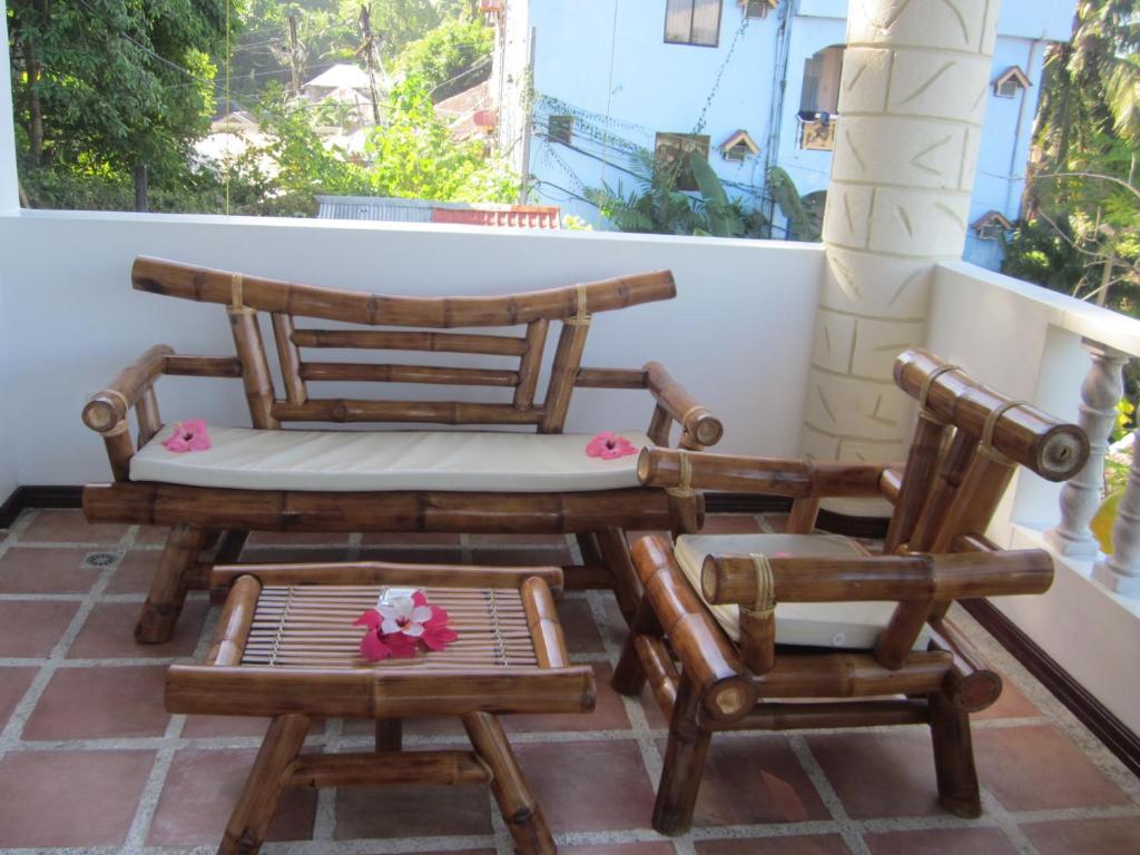 Manoc-Manoc Greenyard Inn מראה חיצוני תמונה